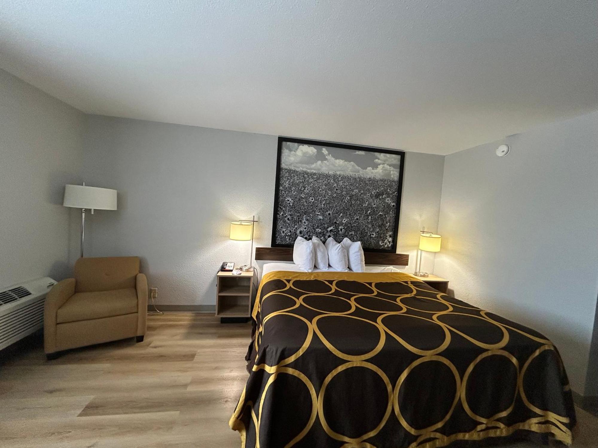 Super 8 By Wyndham Sterling Co Hotel Luaran gambar