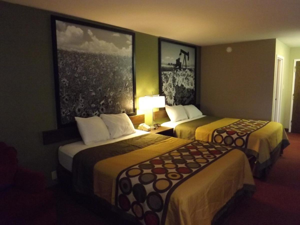 Super 8 By Wyndham Sterling Co Hotel Luaran gambar